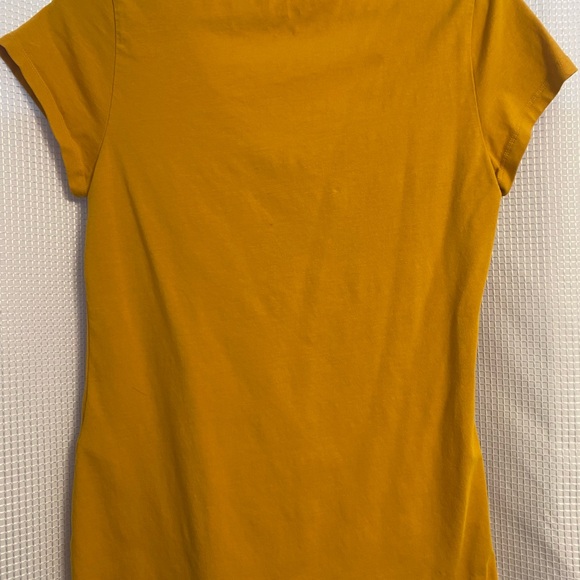 Simons mustard color V neck T shirt - Picture 4 of 5